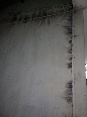 Sét đánh kinh hoàng cả gia đình thoát chết nhờ đi vắng - Chống sét Thiên Long